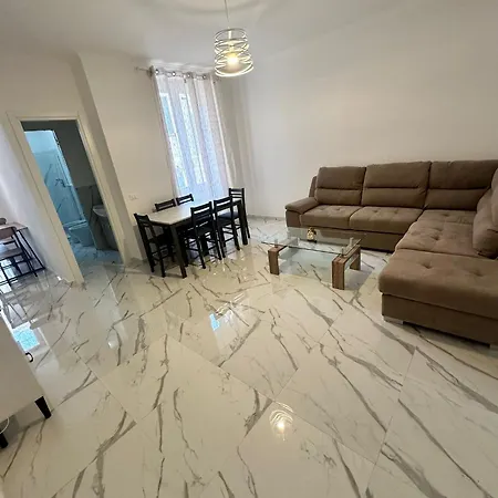 Holiday home Sweethome *