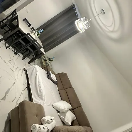 Sweethome Holiday home *